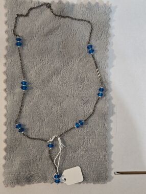 Cobolt Blue Beaded Women's Necklace - Elegant Chain Accent